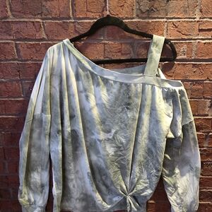 HEYSON Off-Shoulder Tie-Dye Top